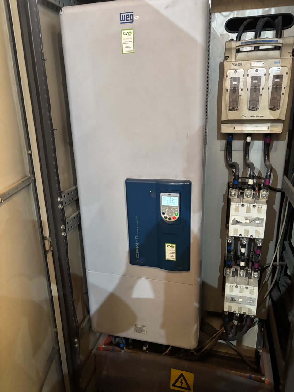Manutenção Extrusora - Quadro Elétrico